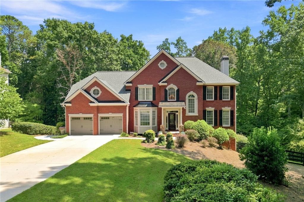 5 bedroom, 5 bathroom, 4,390 sq ft single family residence under contract at 2920 New College Way, Cumming, GA 30041