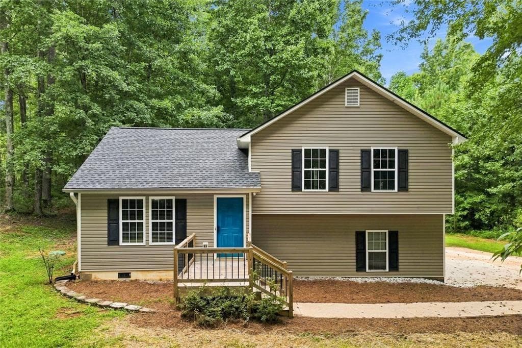 3 bedroom, 2 bathroom, 1,104 sq ft single family residence for sale at 112 Headland Court, Rockmart, GA 30153