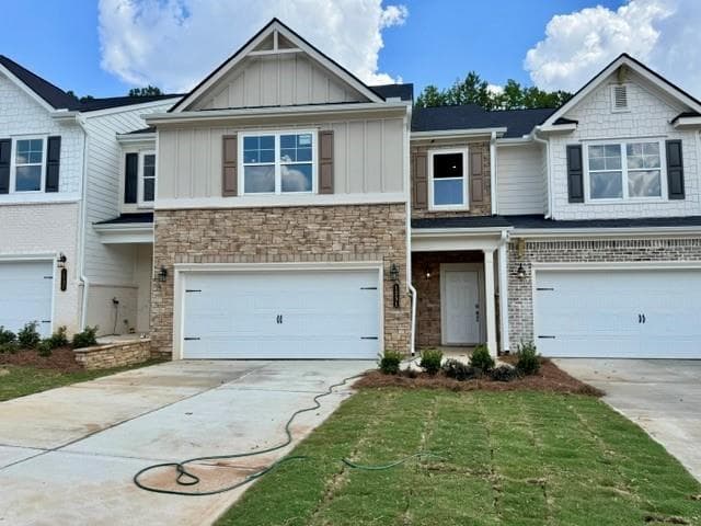 3 bedroom, 3 bathroom, 2,029 sq ft townhouse for sale at 1231 Park Center Circle, Austell, GA 30168