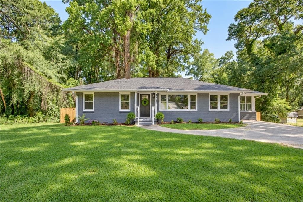 3 bedroom, 2 bathroom, 1,520 sq ft single family residence for sale at 1827 North Avenue, Atlanta, GA 30318