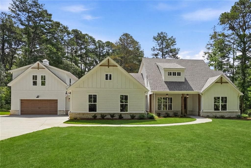 5 bedroom, 5 bathroom, 3,720 sq ft single family residence for sale at 650 Gordon Combs Road, Marietta, GA 30064