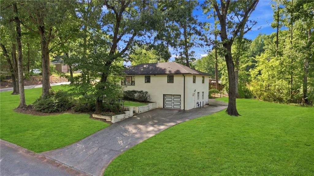 3 bedroom, 2 bathroom, 1,296 sq ft single family residence for sale at 2586 Cherrywood Lane, Marietta, GA 30060