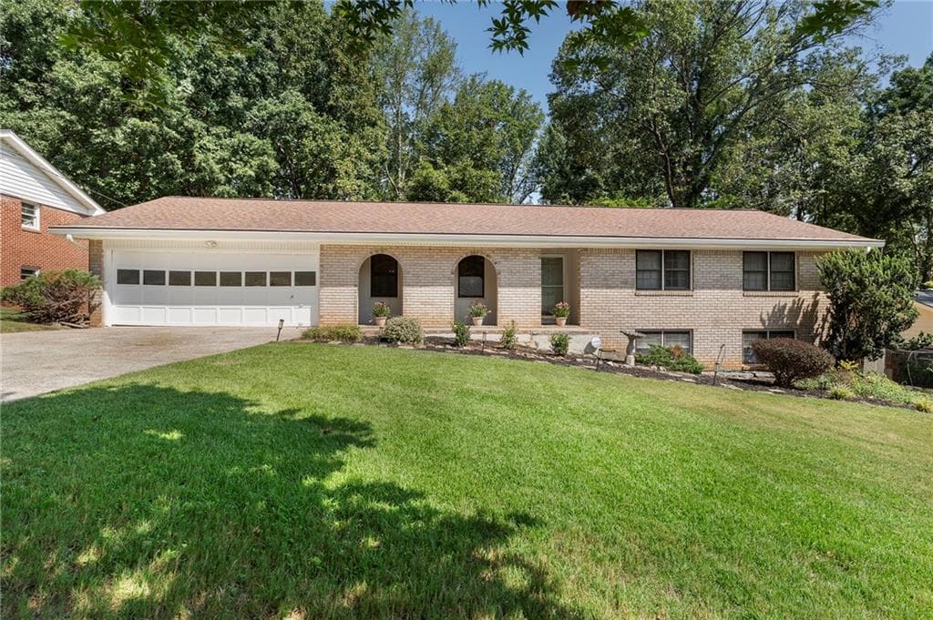 4 bedroom, 3 bathroom, 2,281 sq ft single family residence for sale at 4480 Atlas Place, Tucker, GA 30084