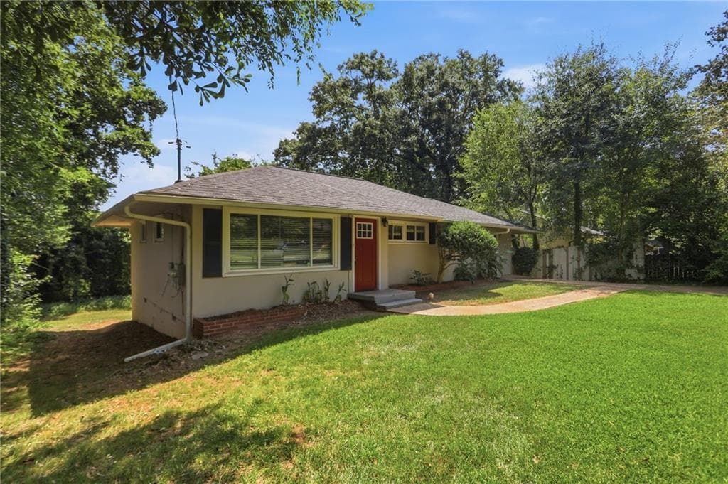 2 bedroom, 1 bathroom, 1,158 sq ft single family residence for sale at 2318 Ousley Court, Decatur, GA 30032