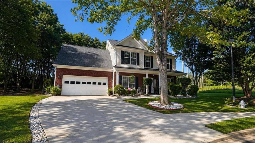 4 bedroom, 3 bathroom, 2,196 sq ft single family residence for sale at 307 CARLTON CHASE Court, Dacula, GA 30019