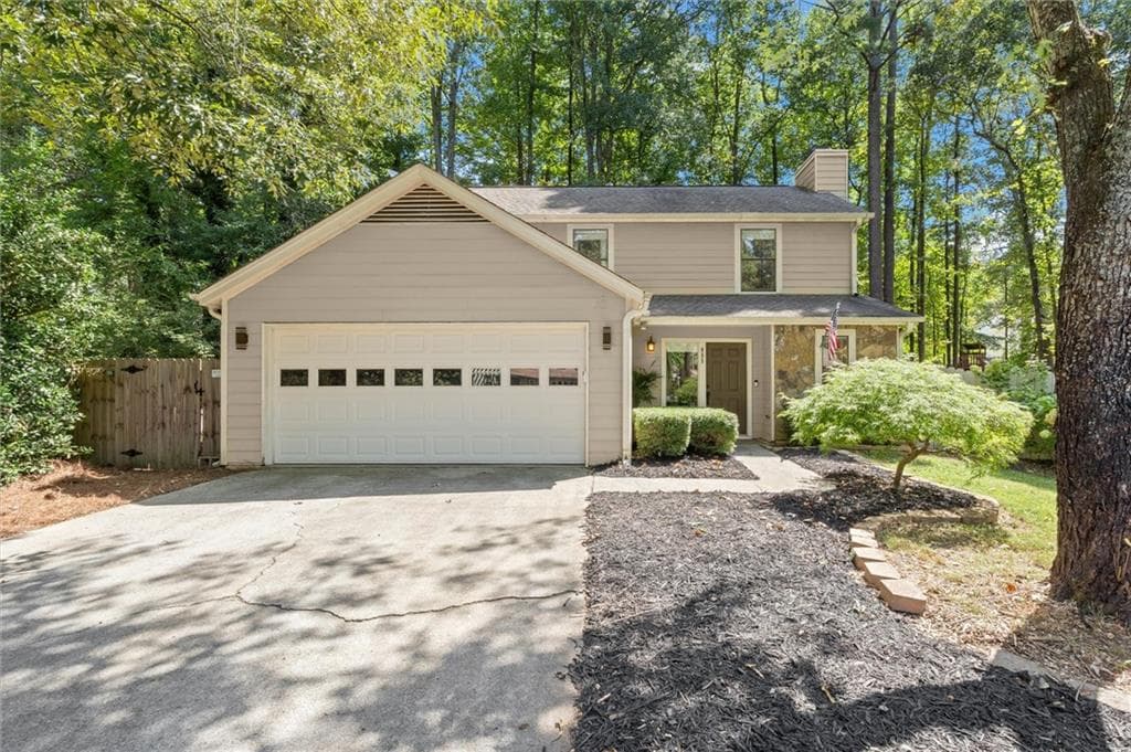 3 bedroom, 3 bathroom, 1,739 sq ft single family residence under contract at 905 Laurel Mill Drive, Roswell, GA 30076
