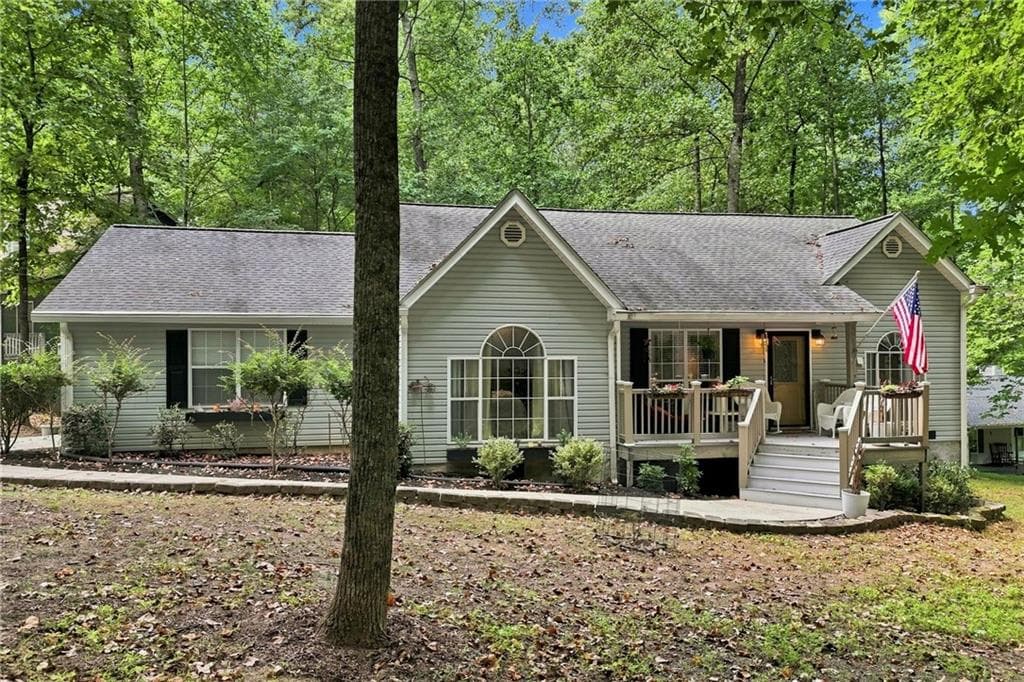 3 bedroom, 2 bathroom, 1,492 sq ft single family residence for sale at 177 Pinebrook Drive, Waleska, GA 30183