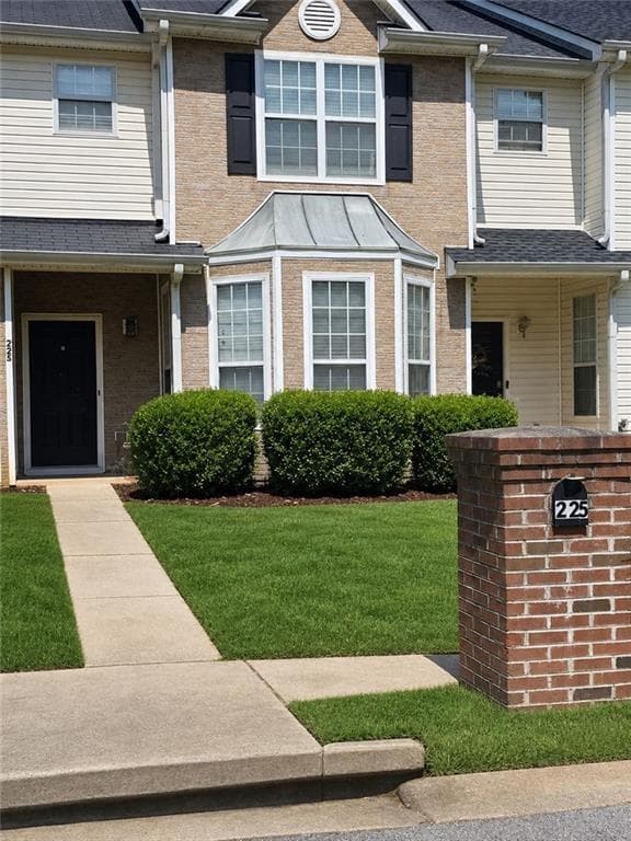 3 bedroom, 3 bathroom, 1,370 sq ft townhouse for rent at 225 Odyssey Turn, Conyers, GA 30012 for $1,800 a month