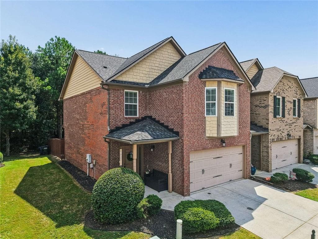 3 bedroom, 3 bathroom, 2,317 sq ft townhouse for sale at 3281 Open Fields Drive, Snellville, GA 30078