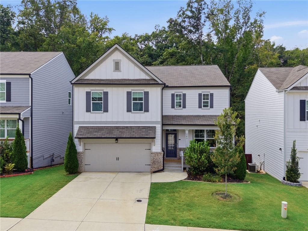 4 bedroom, 4 bathroom, 2,382 sq ft single family residence under contract at 545 Quail Pass, Dawsonville, GA 30534