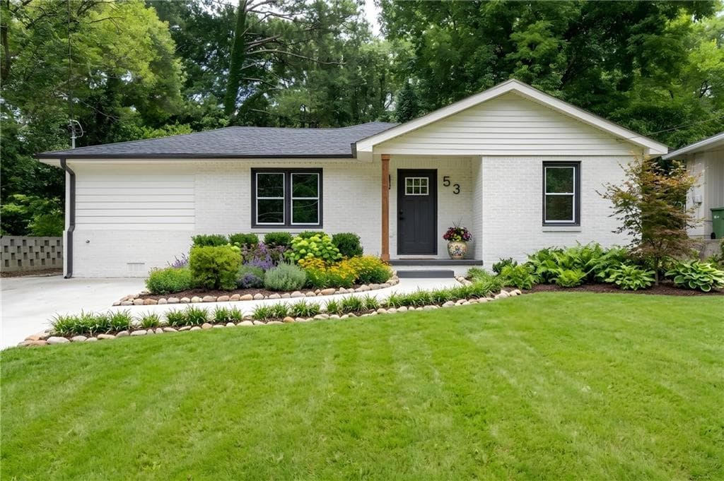 3 bedroom, 2 bathroom, 1,640 sq ft single family residence under contract at 53 Springside Drive, Atlanta, GA 30354