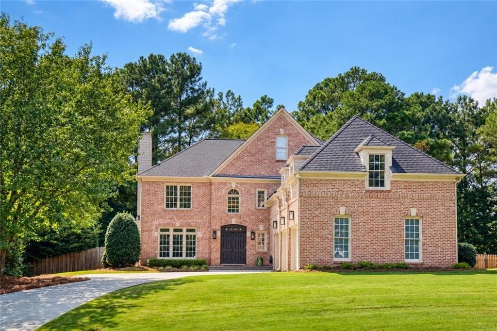 4 bedroom, 4 bathroom, 3,725 sq ft single family residence under contract at 10632 Glenleigh Drive, Johns Creek, GA 30097