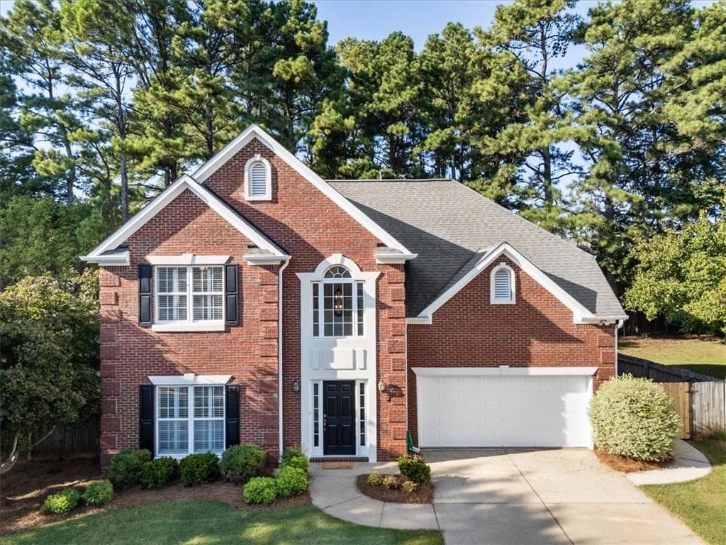 4 bedroom, 3 bathroom, 2,446 sq ft single family residence under contract at 140 Ashbrook Lane, Roswell, GA 30075
