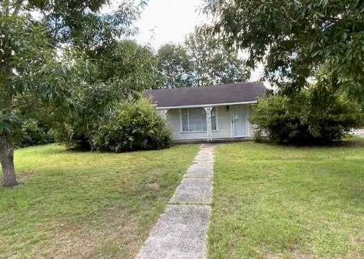 2 bedroom, 2 bathroom, 1,054 sq ft single family residence under contract at 606 E Poplar St, Atmore, AL 36502