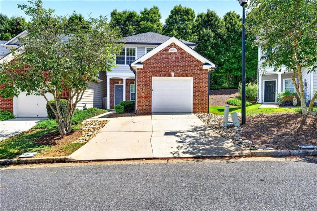 3 bedroom, 3 bathroom, 1,248 sq ft single family residence for sale at 4740 Autumn Rose Trail, Oakwood, GA 30566