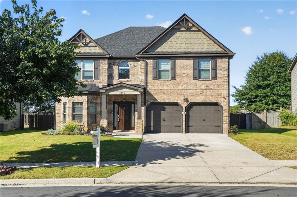 4 bedroom, 3 bathroom, 2,564 sq ft single family residence for sale at 3559 Lake End Drive, Loganville, GA 30052