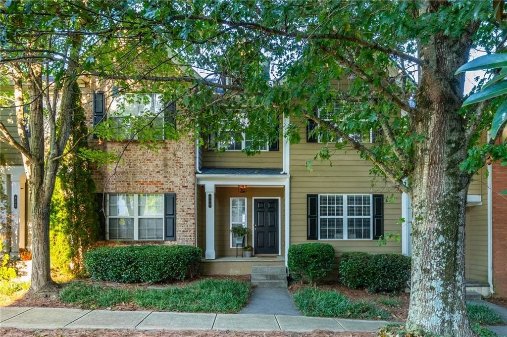 2 bedroom, 3 bathroom, 1,773 sq ft townhouse for sale at 504 Blossom Way, Woodstock, GA 30188