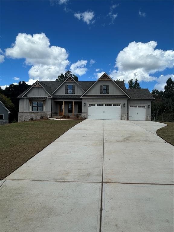 4 bedroom, 3 bathroom, 2,826 sq ft single family residence for sale at 109 River Ridge Walk, Monroe, GA 30656