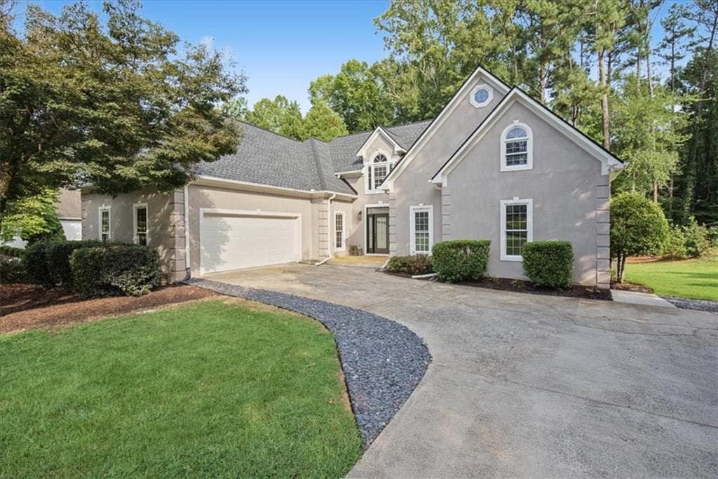 6 bedroom, 5 bathroom, 4,240 sq ft single family residence for sale at 5714 Brynwood Circle, Acworth, GA 30101