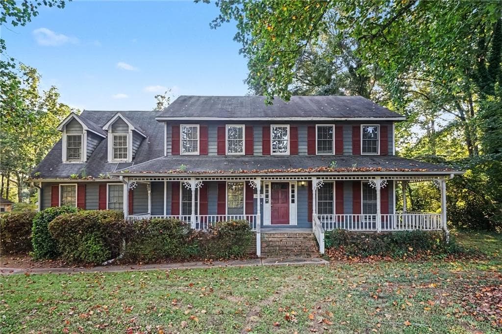 4 bedroom, 3 bathroom, 3,113 sq ft single family residence under contract at 1465 Lake Lucerne Road, Lilburn, GA 30047
