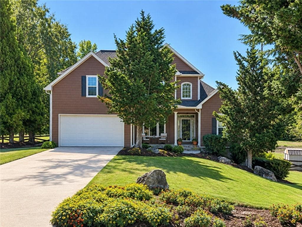 5 bedroom, 4 bathroom, 2,488 sq ft single family residence for sale at 4967 Reed Field Drive, Oakwood, GA 30566