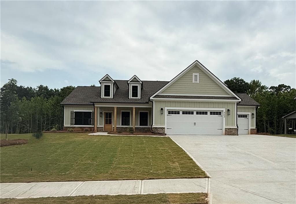 3 bedroom, 2 bathroom, 2,059 sq ft single family residence for sale at 363 Weslyn Drive, Social Circle, GA 30025