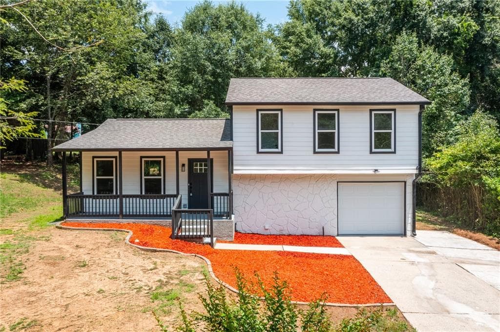 3 bedroom, 2 bathroom, 1,450 sq ft single family residence for sale at 847 Half Moon Hollow, Lilburn, GA 30047