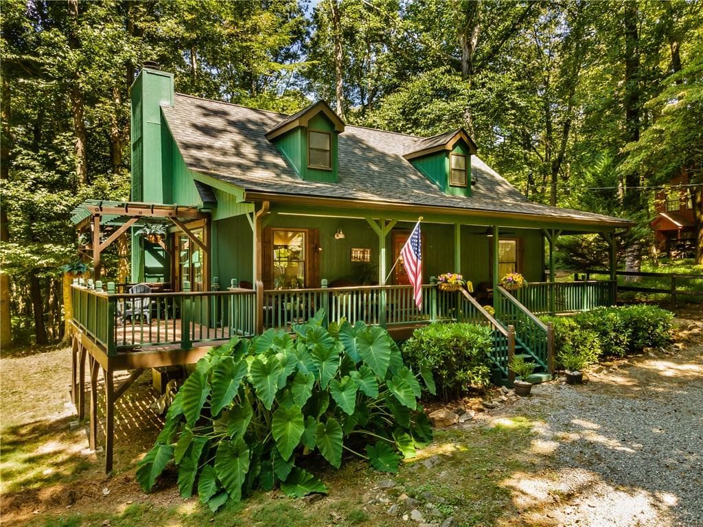 3 bedroom, 2 bathroom, 1,260 sq ft single family residence for sale at 433 Crippled Oak Trail, Jasper, GA 30143