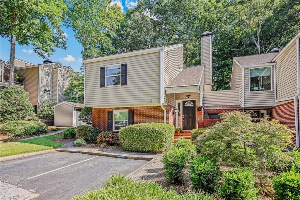 2 bedroom, 2 bathroom, 1,600 sq ft condominium for sale at 33 Dunwoody Springs Drive, Atlanta, GA 30328
