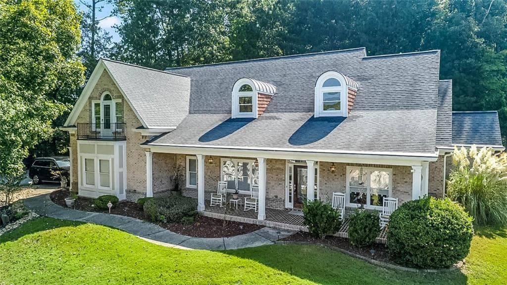 5 bedroom, 3 bathroom, 2,728 sq ft single family residence for sale at 5530 Legacy Trail, Douglasville, GA 30135