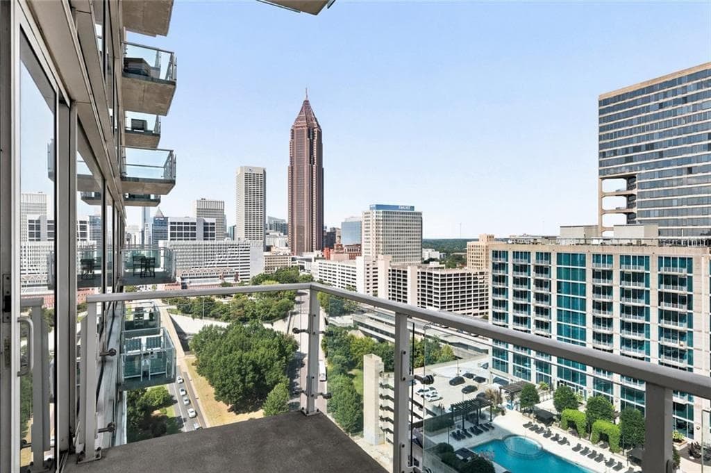 2 bedroom, 2 bathroom, 1,587 sq ft condominium for sale at 45 Ivan Allen Jr Boulevard 1808, Atlanta, GA 30308