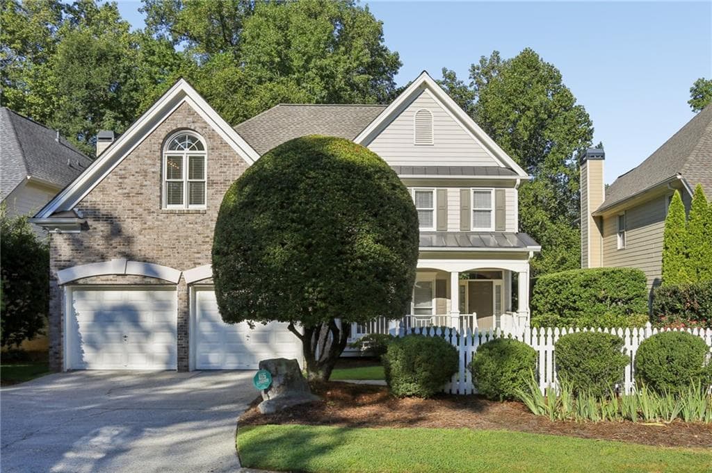 3 bedroom, 3 bathroom, 2,061 sq ft single family residence for sale at 2264 Lenox Ridge Court, Brookhaven, GA 30319