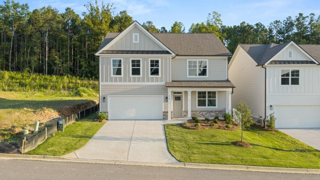 4 bedroom, 3 bathroom, 2,804 sq ft single family residence for sale at 214 Hampton Terrace, Dallas, GA 30157