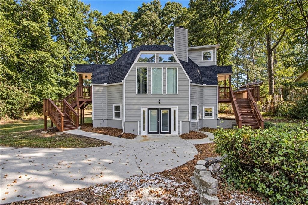 5 bedroom, 3 bathroom, 3,004 sq ft single family residence for sale at 377 Windsor Farms Drive, Lawrenceville, GA 30046