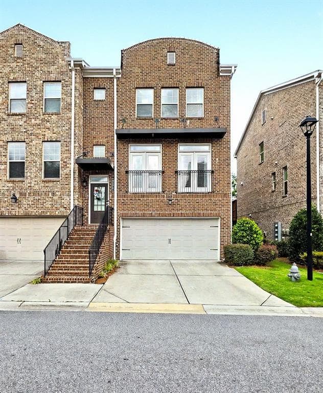 4 bedroom, 4 bathroom, 2,629 sq ft townhouse for sale at 3177 Quinn Place, Atlanta, GA 30341