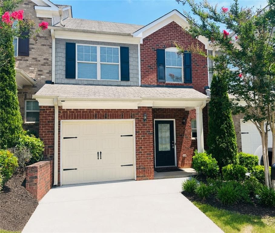 3 bedroom, 3 bathroom, 1,396 sq ft townhouse for sale at 3190 Haynes Park Drive, Lithonia, GA 30038