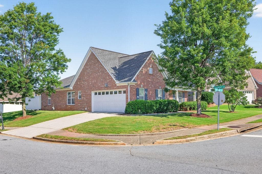 3 bedroom, 2 bathroom, 2,136 sq ft single family residence for sale at 1237 Laurelwood Lane, Lawrenceville, GA 30045