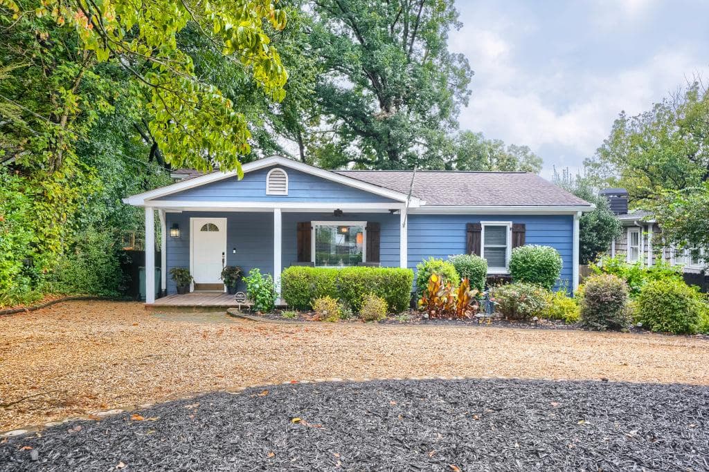 3 bedroom, 4 bathroom, 1,946 sq ft single family residence under contract at 1835 Woodland Hills Avenue, Atlanta, GA 30318