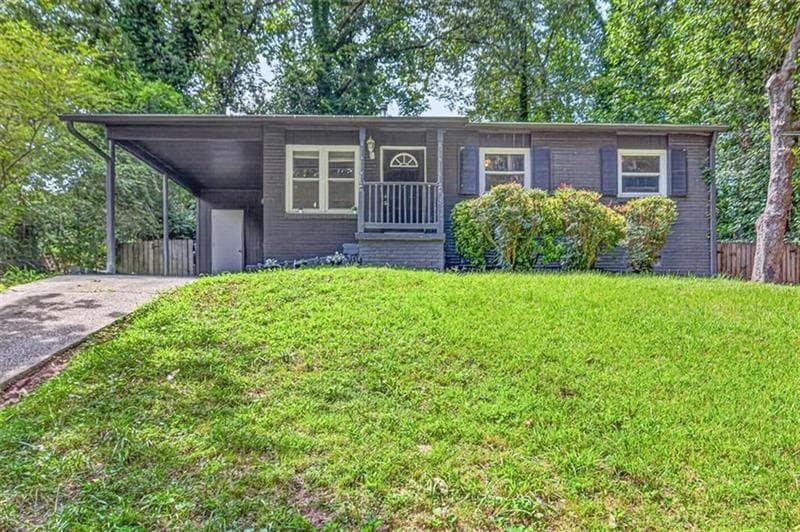 4 bedroom, 2 bathroom, 1,585 sq ft single family residence for sale at 852 Alfred Road, Atlanta, GA 30331