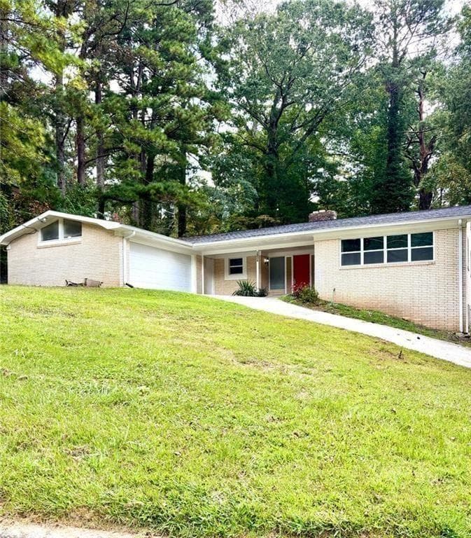 6 bedroom, 3 bathroom, 4,650 sq ft single family residence for sale at 2924 HANDY Drive, Atlanta, GA 30318