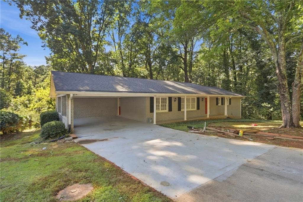 3 bedroom, 3 bathroom, 3,036 sq ft single family residence for sale at 5528 Fern Creek Drive, Lilburn, GA 30047