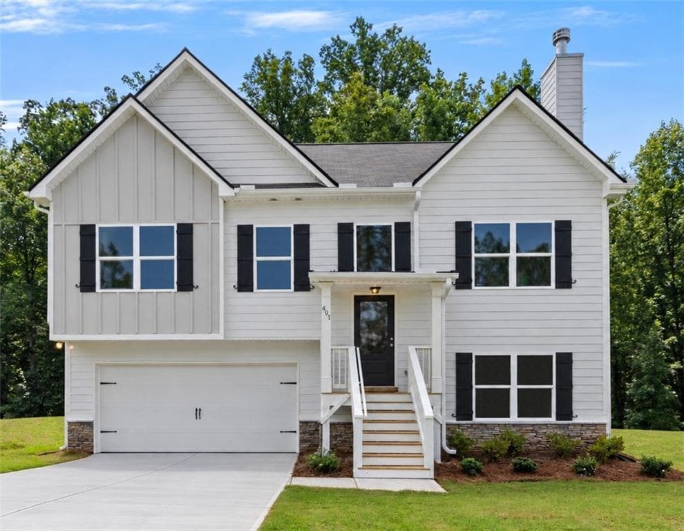 4 bedroom, 3 bathroom, 1,600 sq ft single family residence for sale at 491 Charleston Place, Villa Rica, GA 30180
