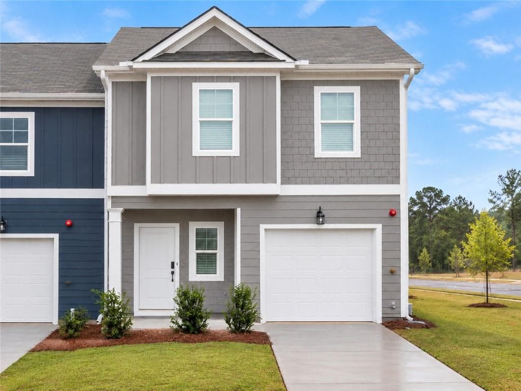 3 bedroom, 3 bathroom, 1,467 sq ft townhouse for sale at 1385 Riverstone Road LOT 253, Jonesboro, GA 30238
