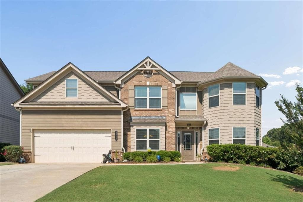 5 bedroom, 3 bathroom, 2,971 sq ft single family residence for sale at 5752 Shore Isle Court, Flowery Branch, GA 30542