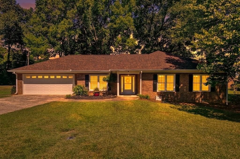 3 bedroom, 2 bathroom, 1,920 sq ft single family residence for sale at 2520 Morningside Drive, Austell, GA 30106