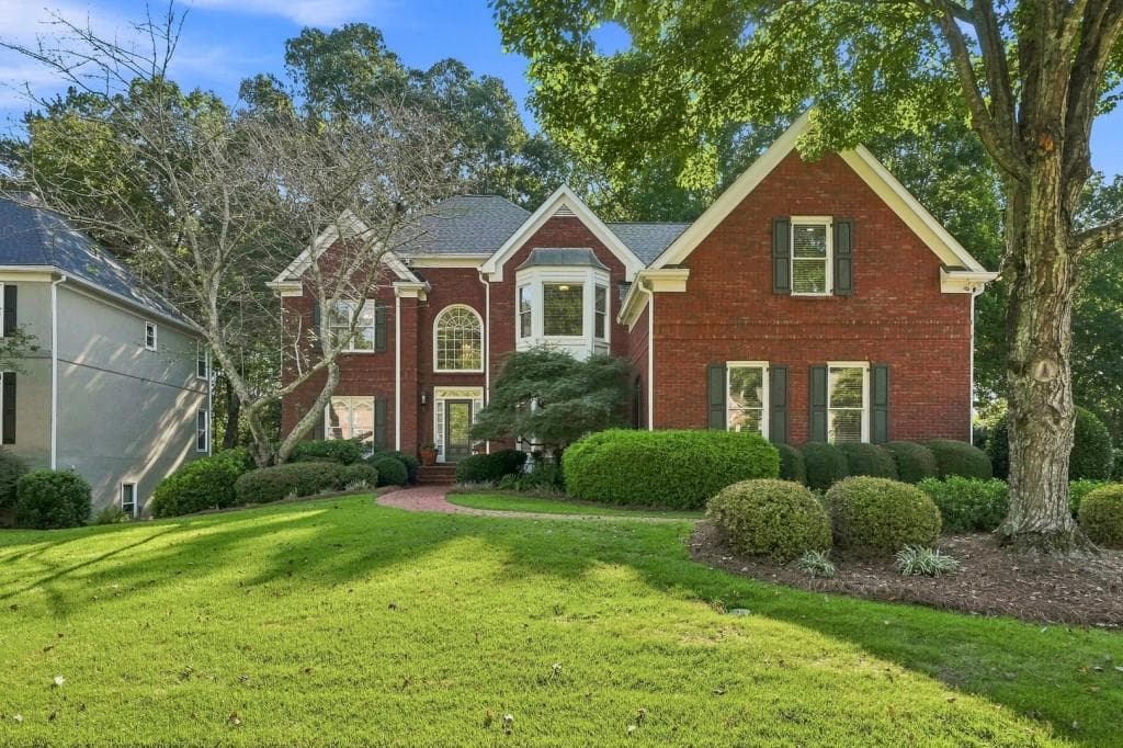 6 bedroom, 5 bathroom, 4,782 sq ft single family residence for sale at 2726 Twin Leaf Trail, Marietta, GA 30062