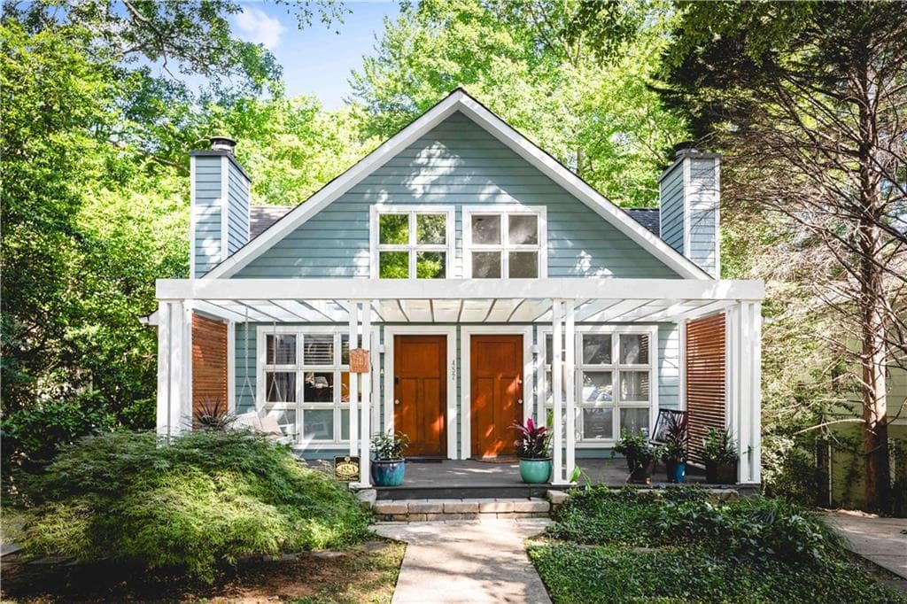 duplex under contract at 452 Sinclair Avenue, Atlanta, GA 30307