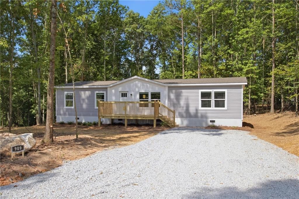 4 bedroom, 2 bathroom, 1,568 sq ft single family residence for sale at 1129 Alto Mud Creek Road, Alto, GA 30510