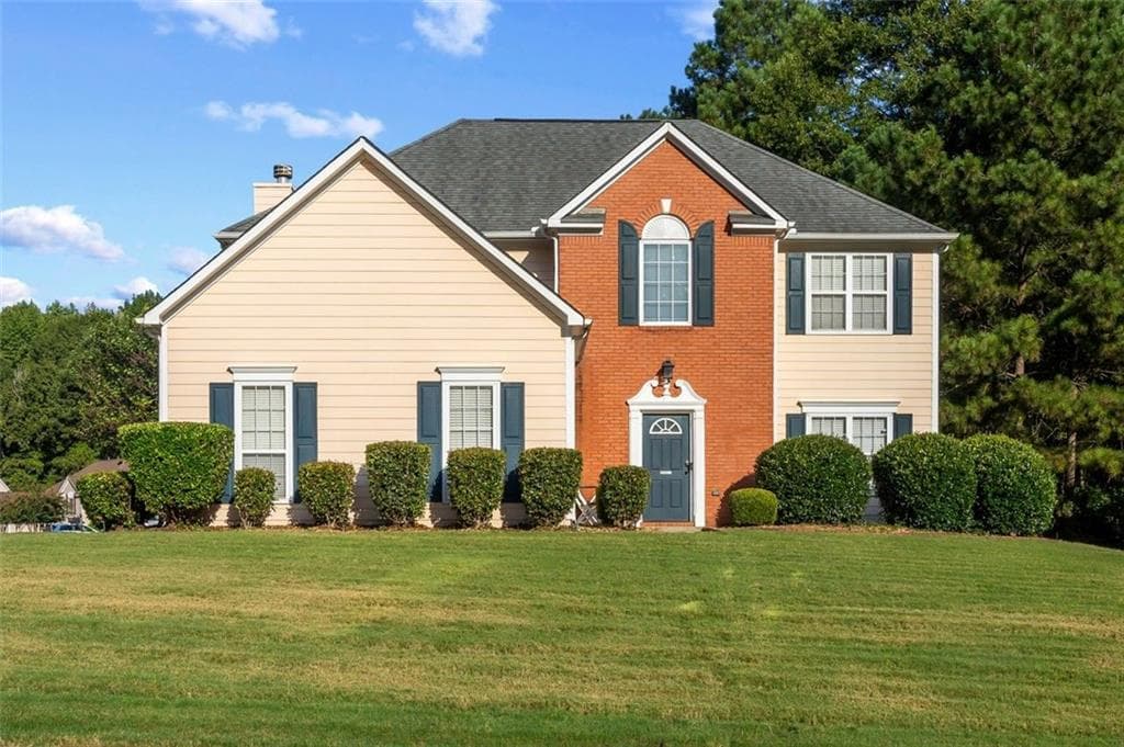 4 bedroom, 3 bathroom, 2,202 sq ft single family residence for sale at 473 Concord Circle, Mcdonough, GA 30253