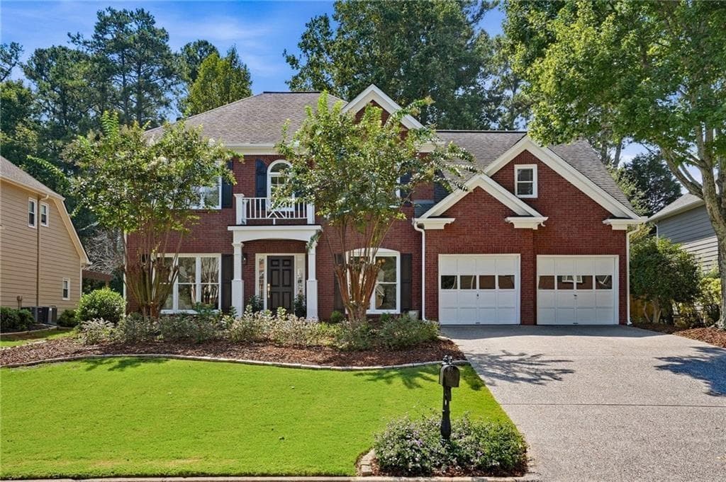 5 bedroom, 3 bathroom, 3,052 sq ft single family residence for sale at 1746 Millhouse Run, Marietta, GA 30066